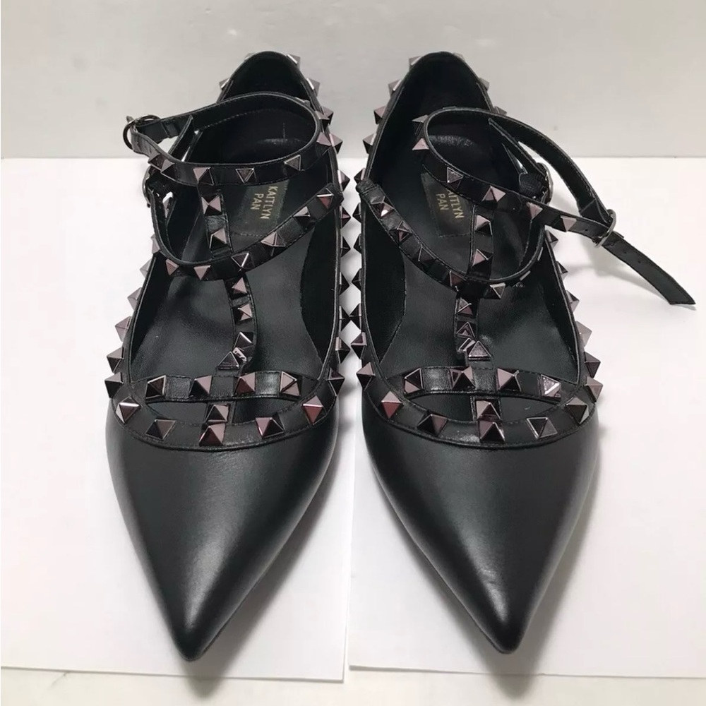 Kaitlyn Pan Rockstud Pointed Flats